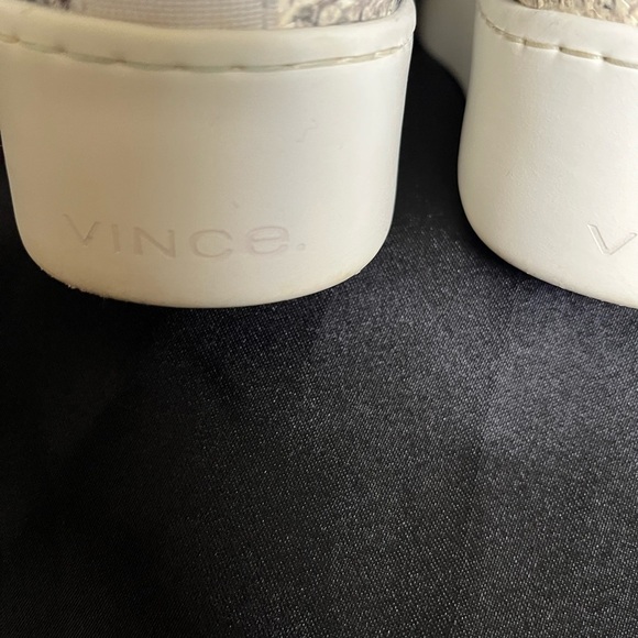 VINCE~PLATFORM~BLUE-~SNAKESKIN~LOAFERS~7.5 - Picture 10 of 12